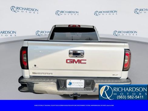 Used 2018 GMC Sierra 1500 SLT w/ SLT Premium Package image 4