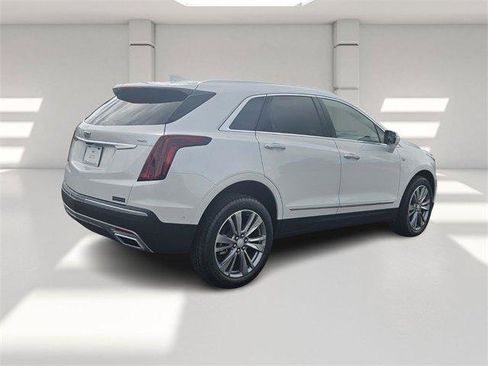 New 2025 Cadillac XT5 Premium Luxury w/ Technology Package image 5