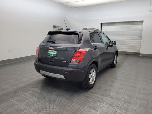 Used 2016 Chevrolet Trax LT w/ LT Convenience Package FWD image 9