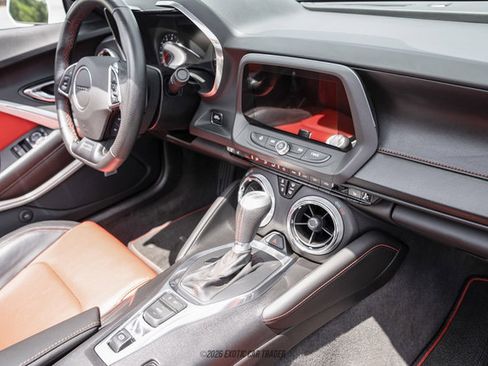 Used 2017 Chevrolet Camaro SS RWD image 77