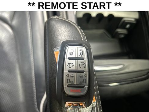 Used 2023 Chrysler Pacifica Limited w/ S Appearance Package AWD/4WD image 22