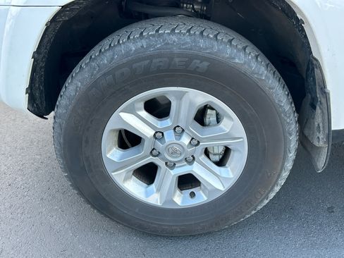 Used 2023 Toyota 4Runner SR5 Premium w/ Moonroof Package image 14