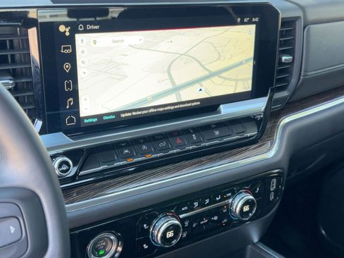 Used 2024 GMC Sierra 1500 Elevation image 24