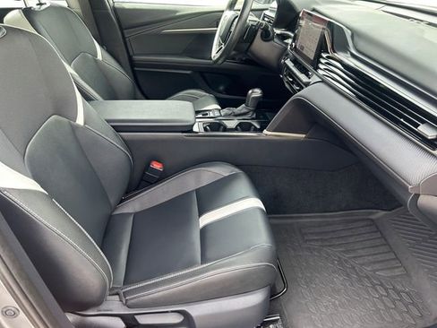 Certified 2025 Toyota Camry SE image 16