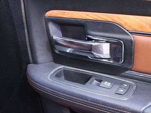 Used 2017 RAM 1500 Laramie Longhorn image 9