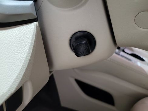 Used 2017 Nissan Murano Platinum image 52