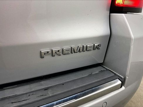 Used 2020 Chevrolet Tahoe Premier AWD/4WD image 24