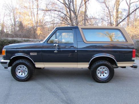 Used 1988 Ford Bronco AWD/4WD image 3