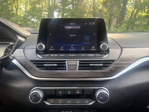 Used 2026 Nissan Altima 2.5 SV FWD image 17