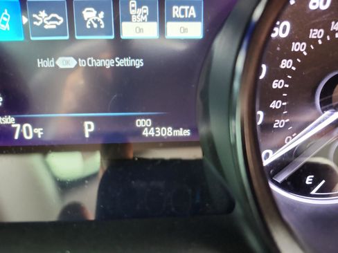 Used 2022 Toyota Camry XSE image 21