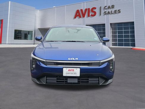 Used 2025 Kia K4 LXS image 10