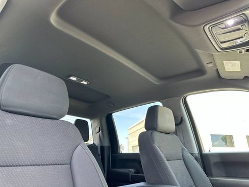 Used 2021 Chevrolet Silverado 2500 Custom w/ Custom Value Package AWD/4WD image 15