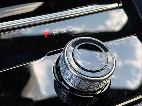 Certified 2025 Jeep Grand Cherokee L Altitude image 28