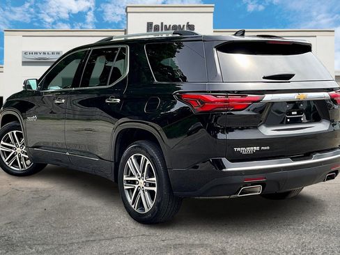 Used 2022 Chevrolet Traverse High Country image 12