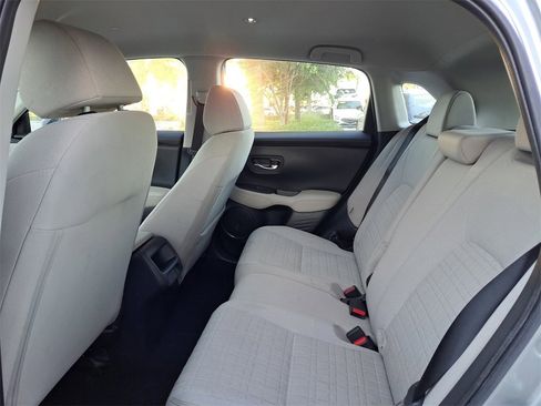 Used 2024 Honda HR-V LX image 7