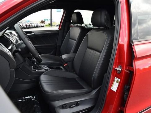 Certified 2024 Volkswagen Tiguan SE R-Line AWD/4WD image 20
