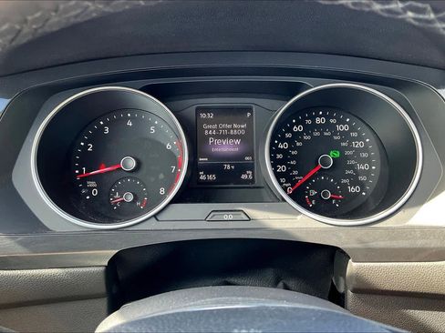 Used 2019 Volkswagen Tiguan SE w/ Panoramic Sunroof Package image 19