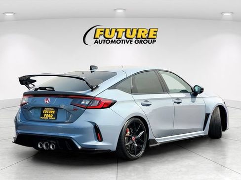 Used 2024 Honda Civic Type R image 4