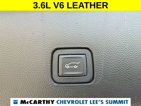 Used 2023 Chevrolet Traverse LT FWD image 50