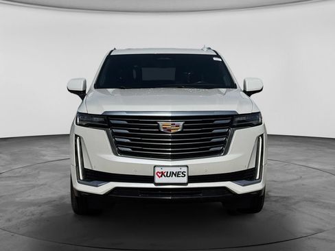 Used 2021 Cadillac Escalade ESV Premium Luxury Platinum w/ Heavy-Duty Trailer Package AWD/4WD image 2