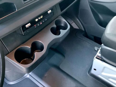 Used 2023 Mercedes-Benz Sprinter 2500 image 14