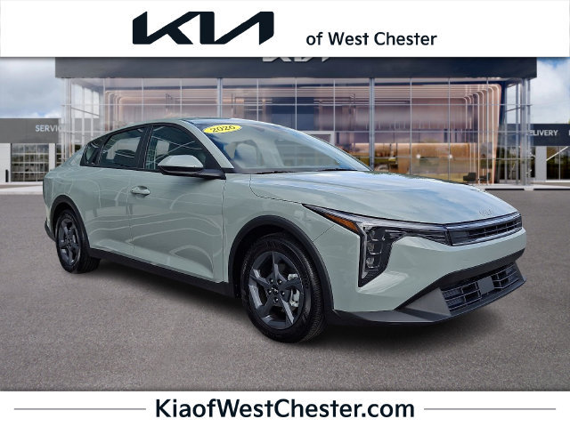 Used 2026 Kia K4 FWD image 1