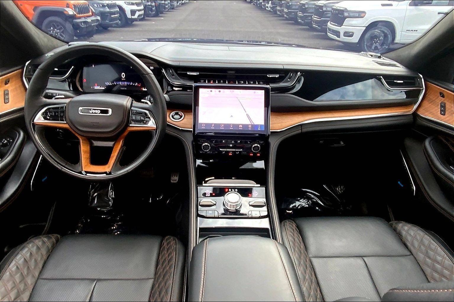 Certified 2025 Jeep Grand Cherokee L Summit AWD/4WD image 15