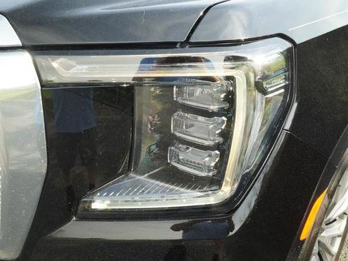 Used 2021 GMC Yukon Denali w/ Denali Ultimate Package image 36