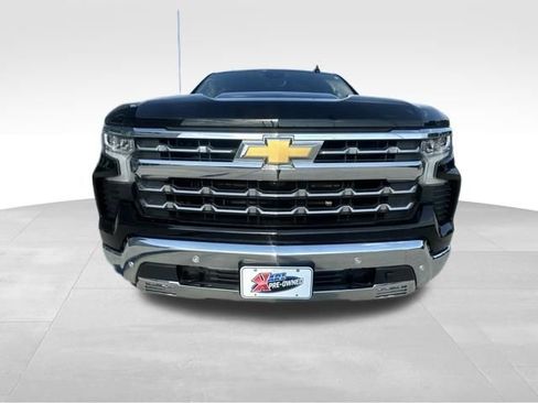 Used 2025 Chevrolet Silverado 1500 LTZ w/ Technology Package AWD/4WD image 9