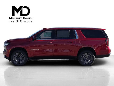 New 2026 Chevrolet Suburban LS image 3