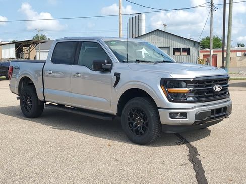 New 2026 Ford F150 XLT w/ Equipment Group 302A MID AWD/4WD image 3