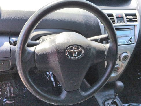 Used 2012 Toyota Yaris Sedan image 15