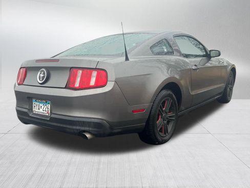 Used 2010 Ford Mustang Coupe image 7