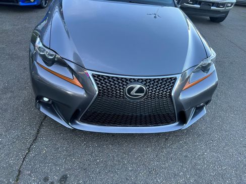 Used 2016 Lexus IS 300 AWD w/ F Sport Package image 10