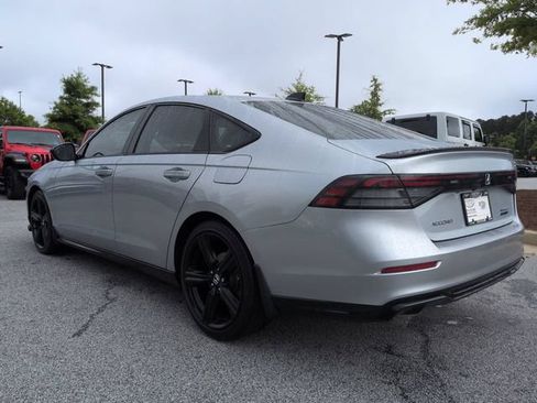 Used 2025 Honda Accord Sport image 7