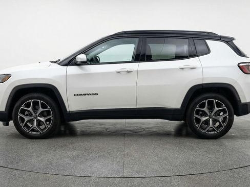 Used 2025 Jeep Compass Limited AWD/4WD image 5