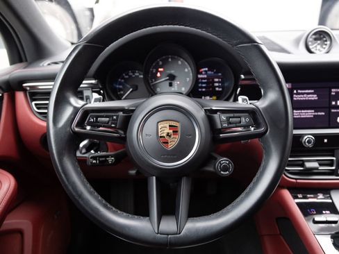 Certified 2024 Porsche Macan S AWD/4WD image 13