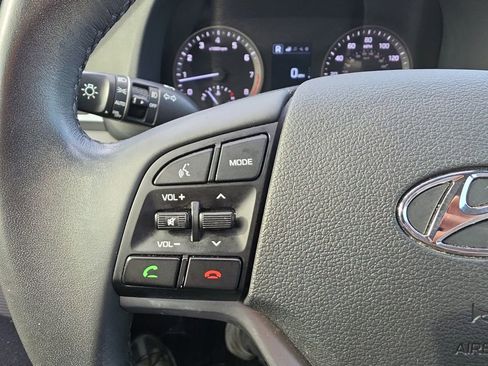 Used 2017 Hyundai Tucson Sport FWD image 19