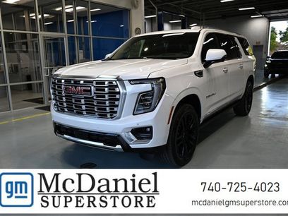 New 2025 GMC Yukon XL Denali w/ Sun & Power Step Package