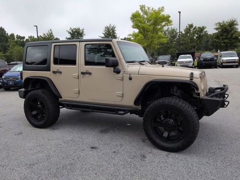 Used 2016 Jeep Wrangler Unlimited Sport w/ Quick Order Package 24S AWD/4WD image 2