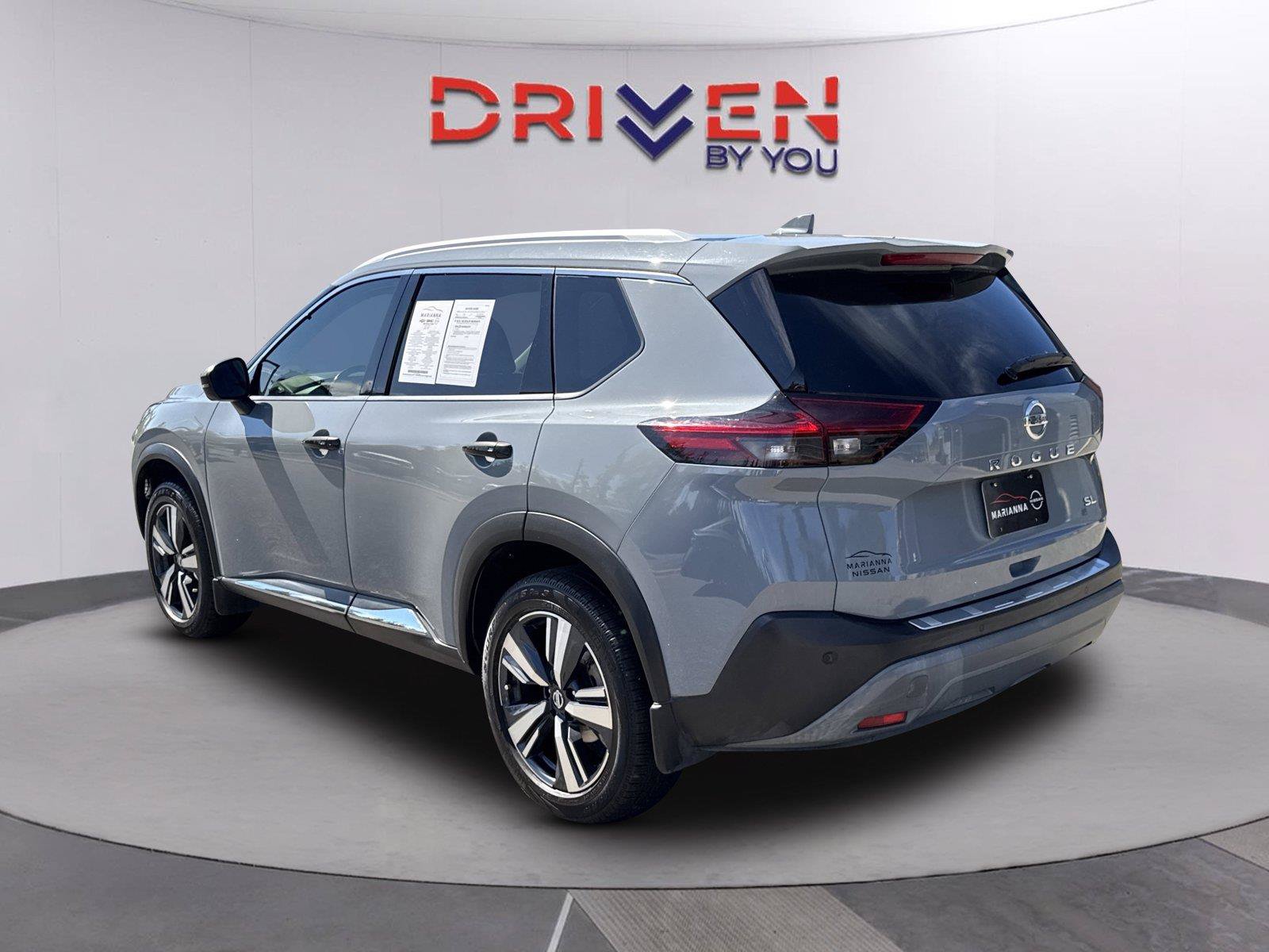 Used 2021 Nissan Rogue SL FWD image 5