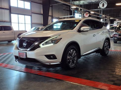 Used 2018 Nissan Murano SL image 3