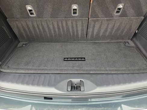 Used 2026 Nissan Armada SL w/ Captain's Chari Seat Package RWD image 31