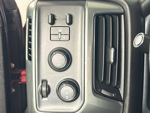 Used 2019 Chevrolet Silverado 1500 LT w/ All Star Edition AWD/4WD image 19