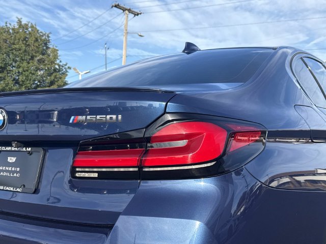 Used 2021 BMW M550i xDrive w/ Executive Package AWD/4WD image 6
