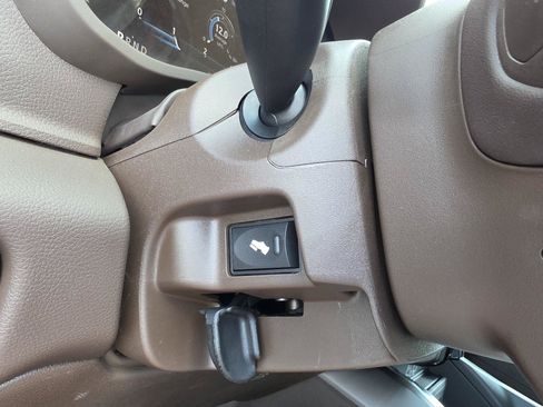 New 2026 RAM 2500 Laramie AWD/4WD image 25