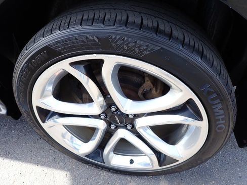 Used 2011 Ford Edge Sport w/ Driver Entry Pkg AWD/4WD image 12