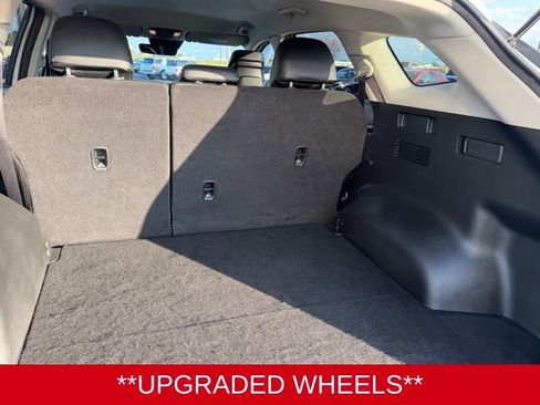 Used 2024 Kia Sportage EX image 19