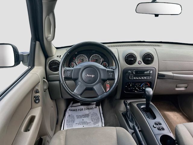 Used 2006 Jeep Liberty Sport AWD/4WD image 25