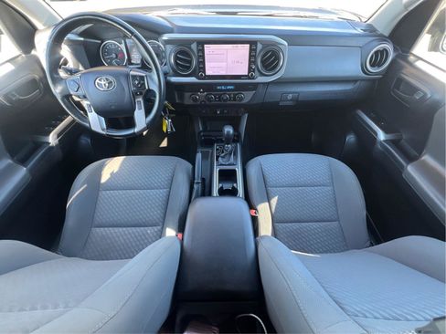 Used 2021 Toyota Tacoma SR image 3